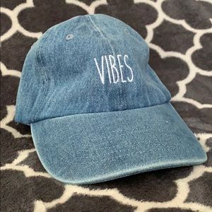 VIBES WOMENS CAP